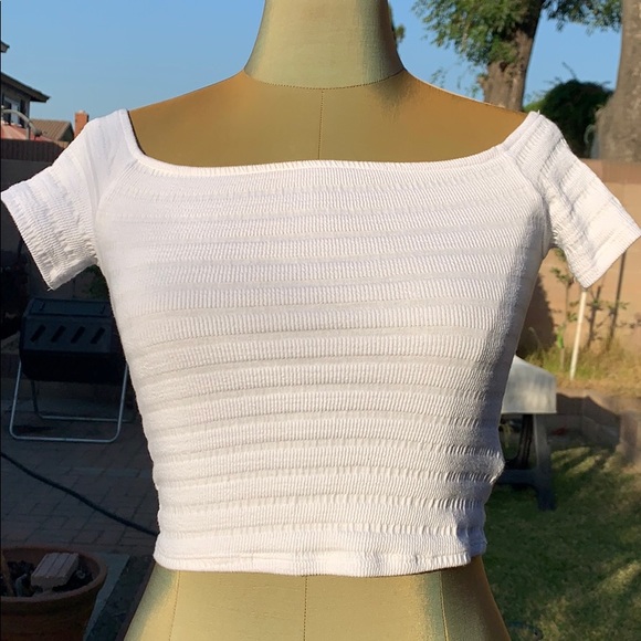 White Crop Top - Picture 1 of 4